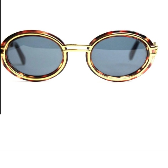 VINTAGE Gianni Versace Gold Frame Sunglasses with Brown Prescription Lenses - Picture 14 of 16